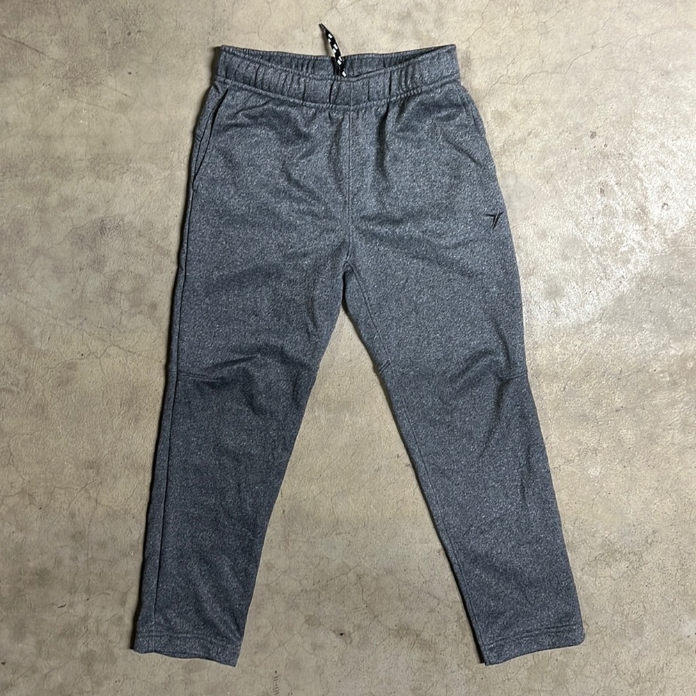 Boys Old Navy active go dry pants gray size 8 medium